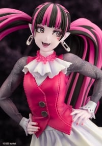 MONSTER HIGH美少女 ドラキュローラ