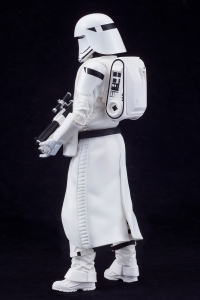 STAR WARS THE FORCE AWAKENS FIRST ORDER SNOWTROOPER & FLAMETROOPER TWO PACK ARTFX+ STATUES