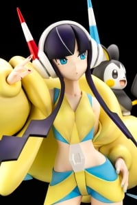 Elesa & Emolga Figure