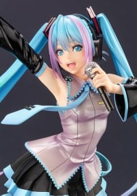 Hatsune Miku feat. MY LITTLE PONY BISHOUJO STATUE