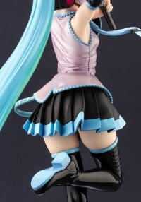 Hatsune Miku feat. MY LITTLE PONY BISHOUJO STATUE