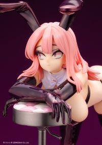 欺き兎 Standing Bunny by かふん