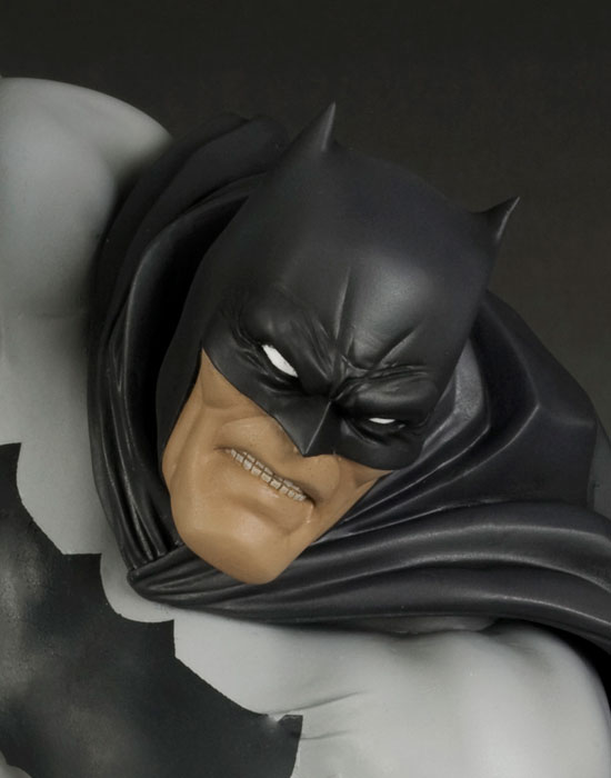 BATMAN ARTFX バットマン ダークナイト・リターンズ -HUNT THE DARK KNIGHT- フィギュア KOTOBUKIYA